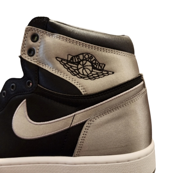 Nike Air Jordan 1 Retro High OG Women's 11.5 Black Grey Silver White - Picture 5 of 13